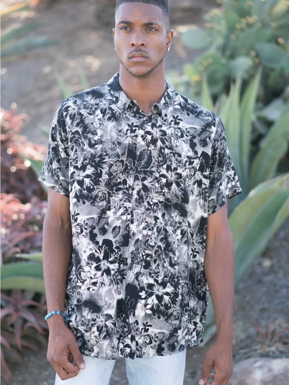 INC International Concepts Black & White Floral Short-Sleeve Button-Down Shirt